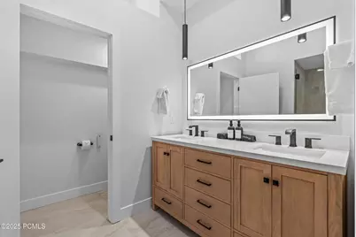 3720 N Sundial Court #B517, Park City, UT 84098 - Photo 21