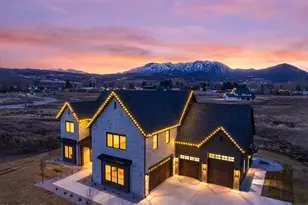 387 E 7900 St, Huntsville, UT 84317 - Photo 1