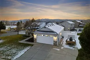 5167 Rodeo Cir, Oakley, UT 84055 - Photo 7