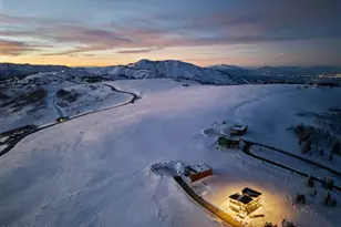 8526 Overlook Dr, Eden, UT 84310 - Photo 49