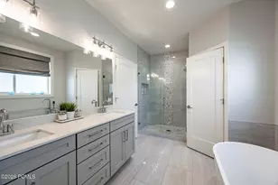 1562 E Lone Peak Dr, Salt Lake City, UT 84117 - Photo 5