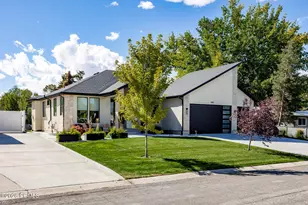 1562 E Lone Peak Dr, Salt Lake City, UT 84117 - Photo 55