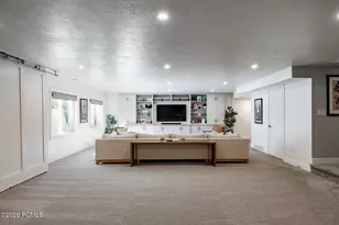 1562 E Lone Peak Dr, Salt Lake City, UT 84117 - Photo 31