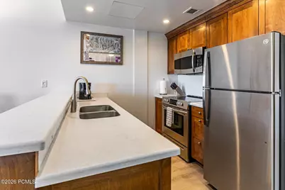 3720 N Sundial Court #B319, Park City, UT 84098 - Photo 9