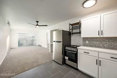 127 S 800 E #Apt 15, Salt Lake City, UT 84102 - Photo 1