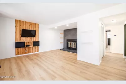 874 Schneitter Circle #Apt 5, Midway, UT 84049 - Photo 7