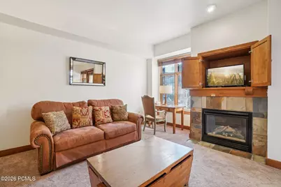 3720 N Sundial Court #B304, Park City, UT 84098 - Photo 5