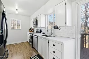 529 E Delno Cir, Salt Lake City, UT 84107 - Photo 9