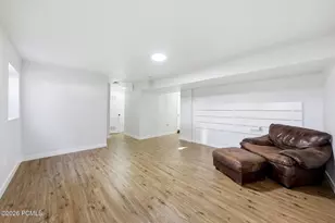 529 E Delno Cir, Salt Lake City, UT 84107 - Photo 29