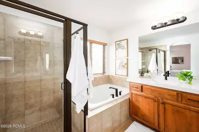 439 E Midlake Drive, Draper, UT 84020 - Photo 11