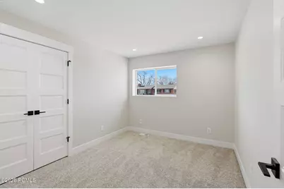 6121 S 520 East, Murray, UT 84107 - Photo 9