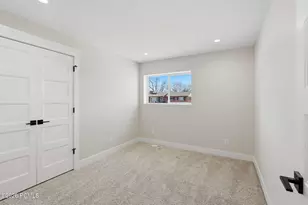 6121 S 520 E, Murray, UT 84107 - Photo 9