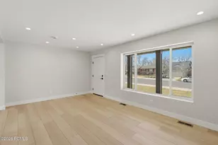 6121 S 520 E, Murray, UT 84107 - Photo 5