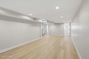 6121 S 520 E, Murray, UT 84107 - Photo 17