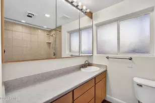 640 N Juniper St, Hildale, UT 84784 - Photo 41