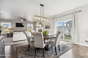 215 E 300, Midway, UT 84049 - Photo 11