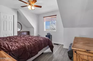 7462 S 2300, Cottonwood Heights, UT 84121 - Photo 17