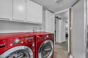 7462 S 2300, Cottonwood Heights, UT 84121 - Photo 21