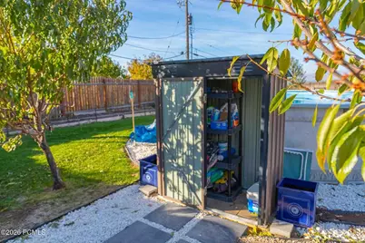 7462 S 2300, Cottonwood Heights, UT 84121 - Photo 49