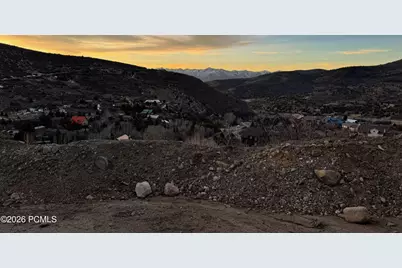 8491 Lake Pines Drive, Heber City, UT 84032 - Photo 9