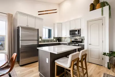 1699 W Fox Bay Drive #I201, Heber City, UT 84032 - Photo 7