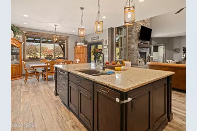 152 N 8750, Huntsville, UT 84317 - Photo 27