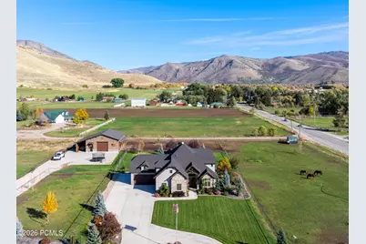 152 N 8750, Huntsville, UT 84317 - Photo 13