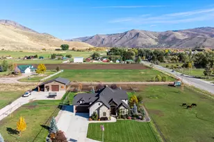 152 N 8750, Huntsville, UT 84317 - Photo 13