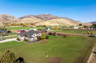 152 N 8750, Huntsville, UT 84317 - Photo 93