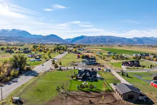 152 N 8750, Huntsville, UT 84317 - Photo 97