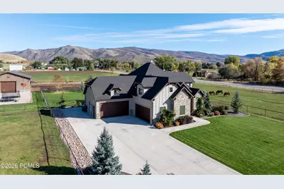 152 N 8750, Huntsville, UT 84317 - Photo 15