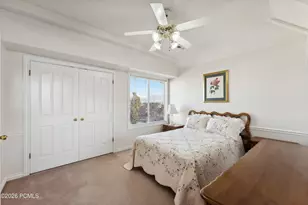 11694 S Stone Crest Circle, Riverton, UT 84065 - Photo 33