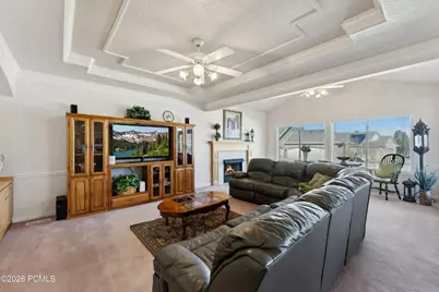 11694 S Stone Crest Circle, Riverton, UT 84065 - Photo 15
