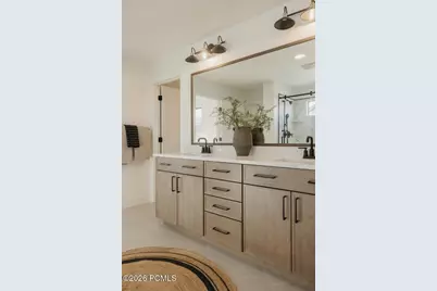 945 S Cloverfield Court, Heber City, UT 84032 - Photo 15