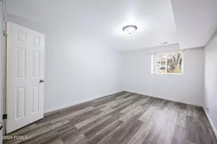 31 M St, Salt Lake City, UT 84103 - Photo 9