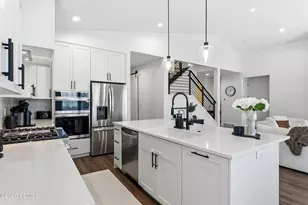 8569 S Round Stone Cove, Sandy, UT 84094 - Photo 51