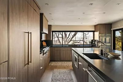 1404 Canterbury Drive, Salt Lake City, UT 84108 - Photo 5