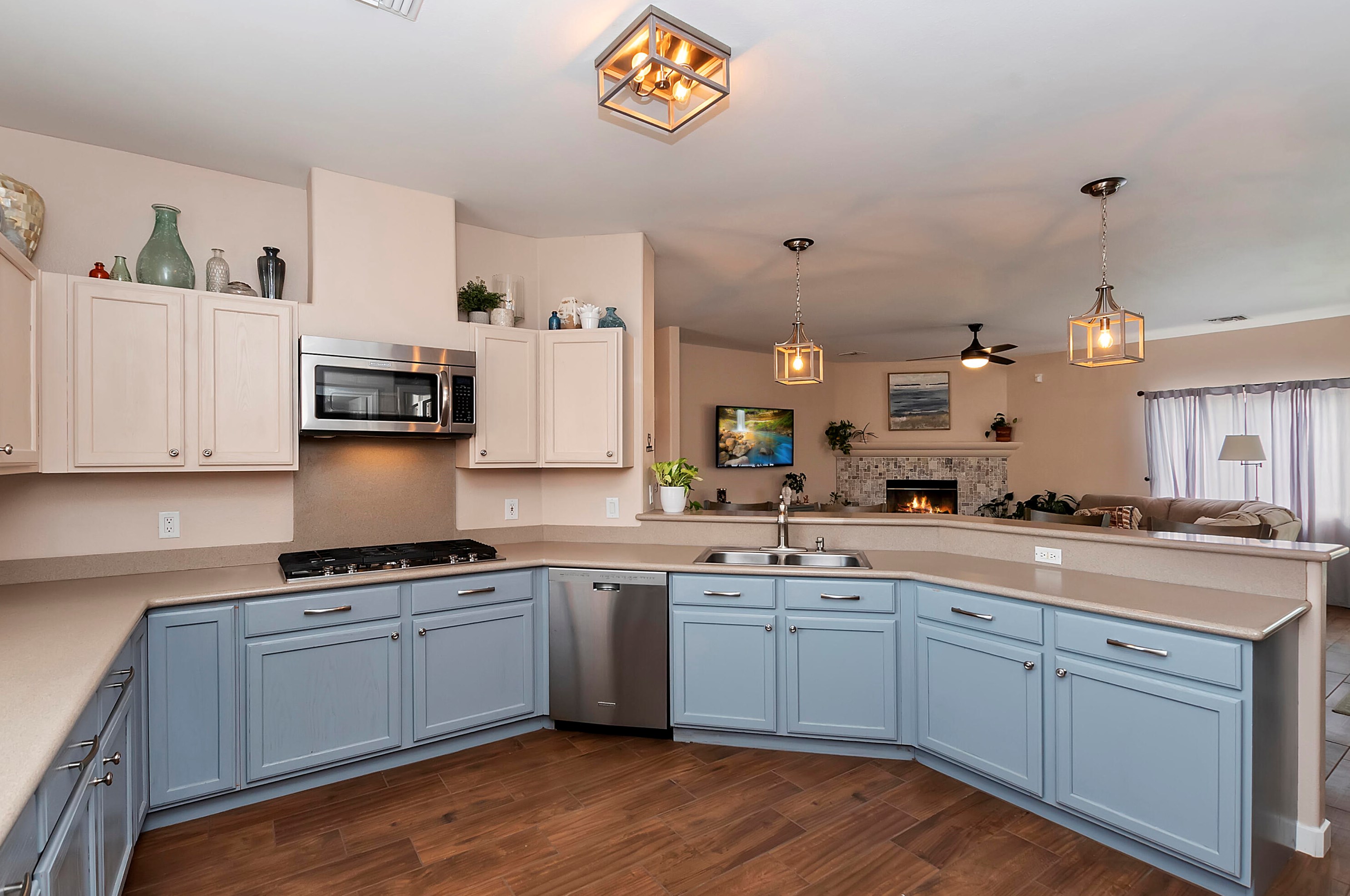 30476 Seminole Ct, Cathedral City CA  92234-6107 exterior