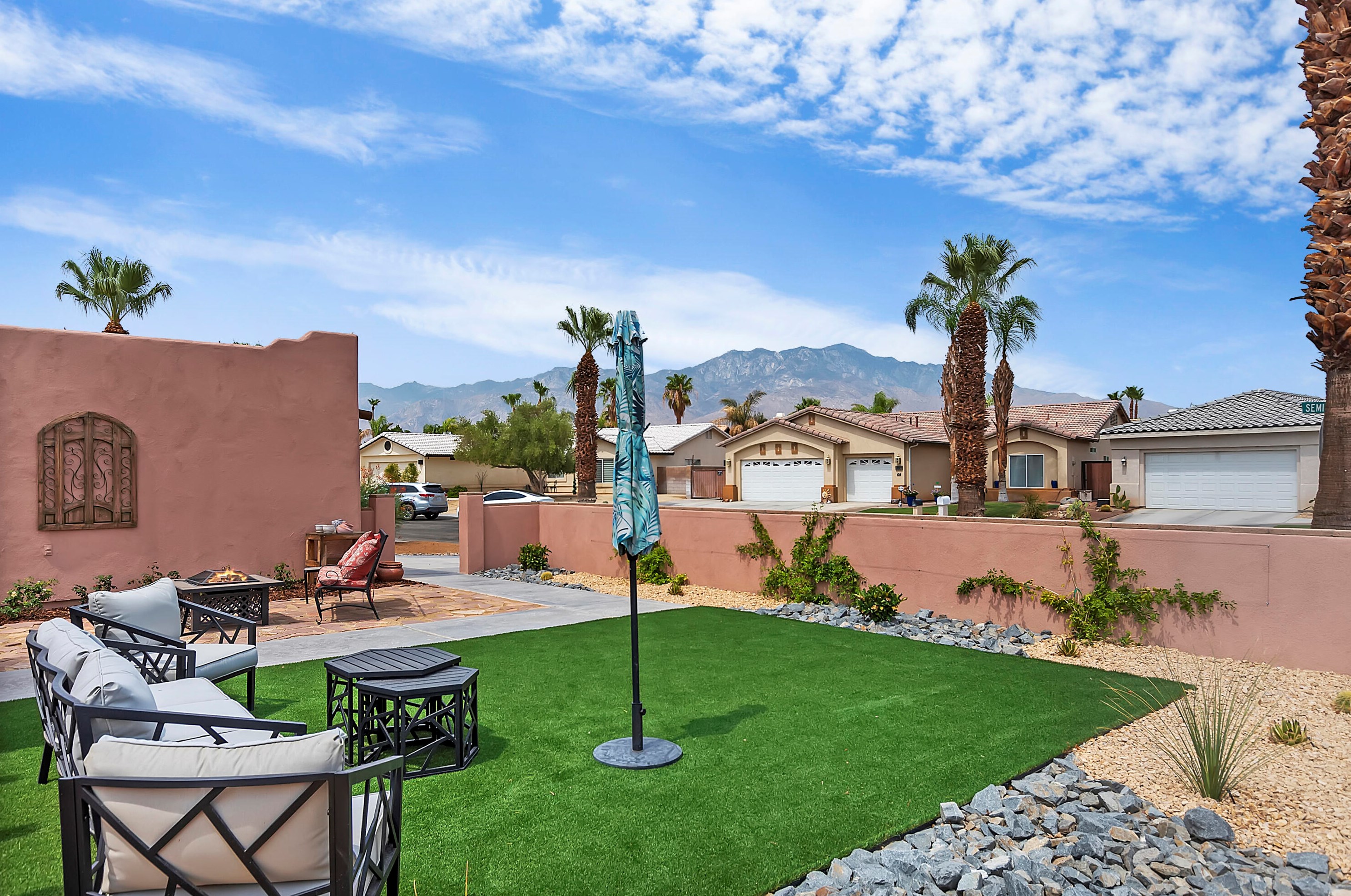 30476 Seminole Ct, Cathedral City CA  92234-6107 exterior