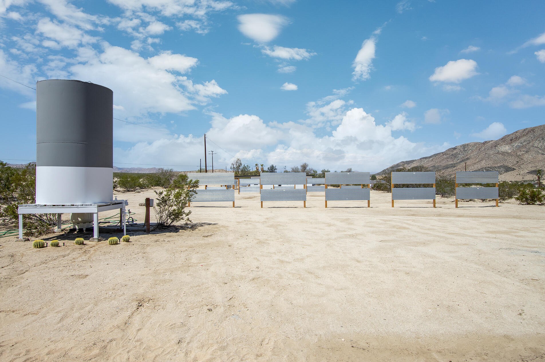 67754 Whitmore Rd, Twntynine Plm CA  92277-6308 exterior