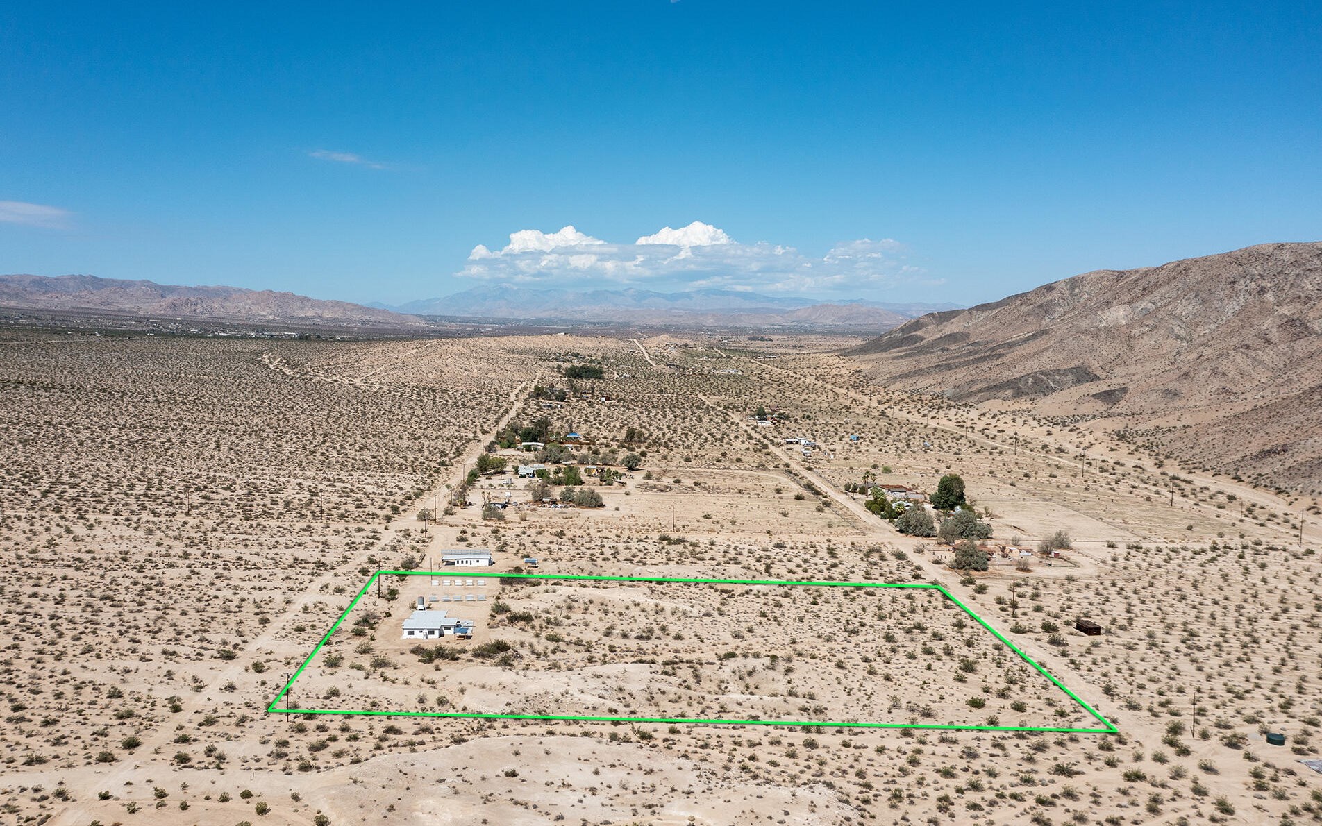 67754 Whitmore Rd, Twntynine Plm CA  92277-6308 exterior