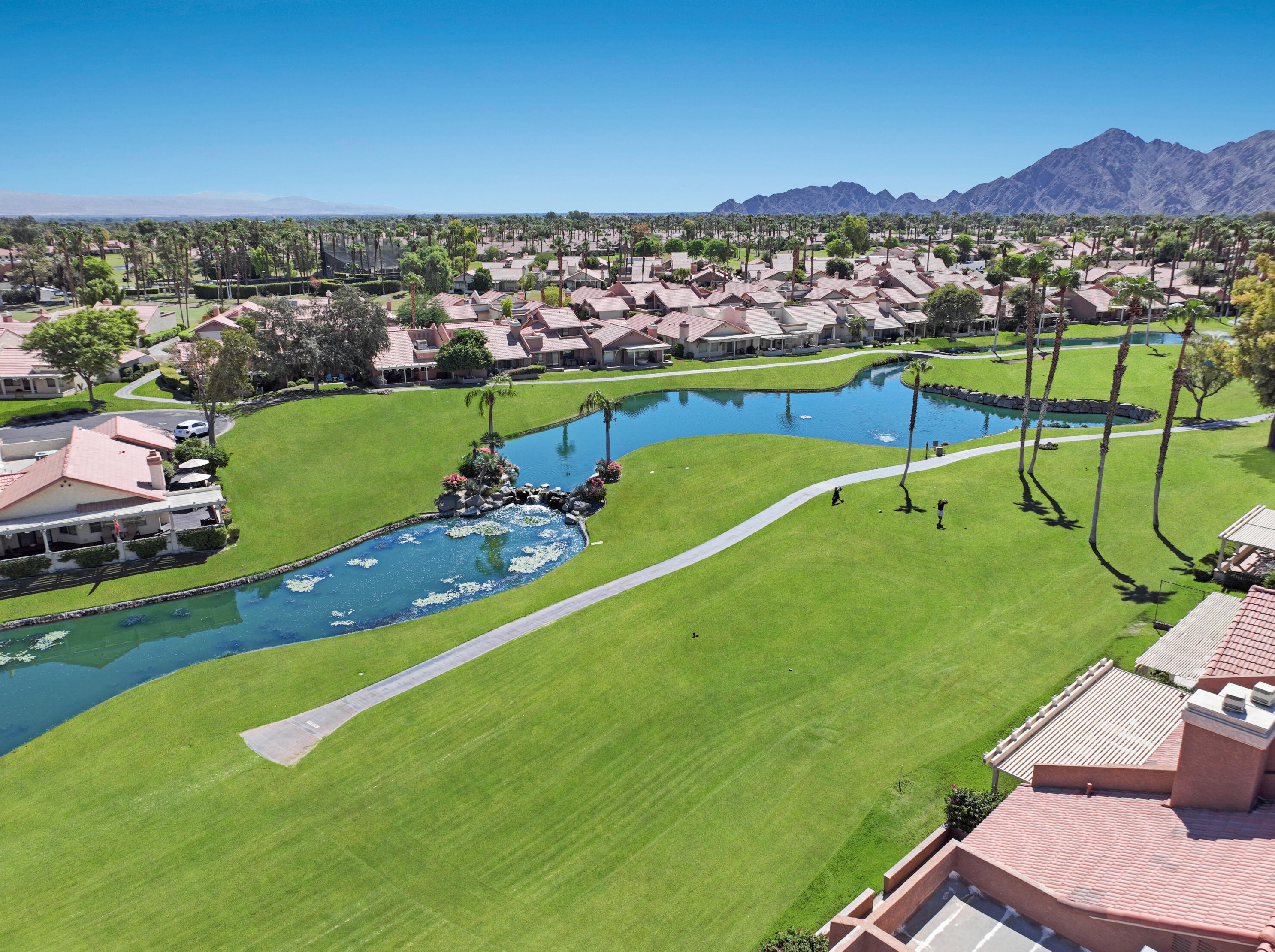 42498 Sand Dune Dr, Palm Desert CA  92211-7601 exterior