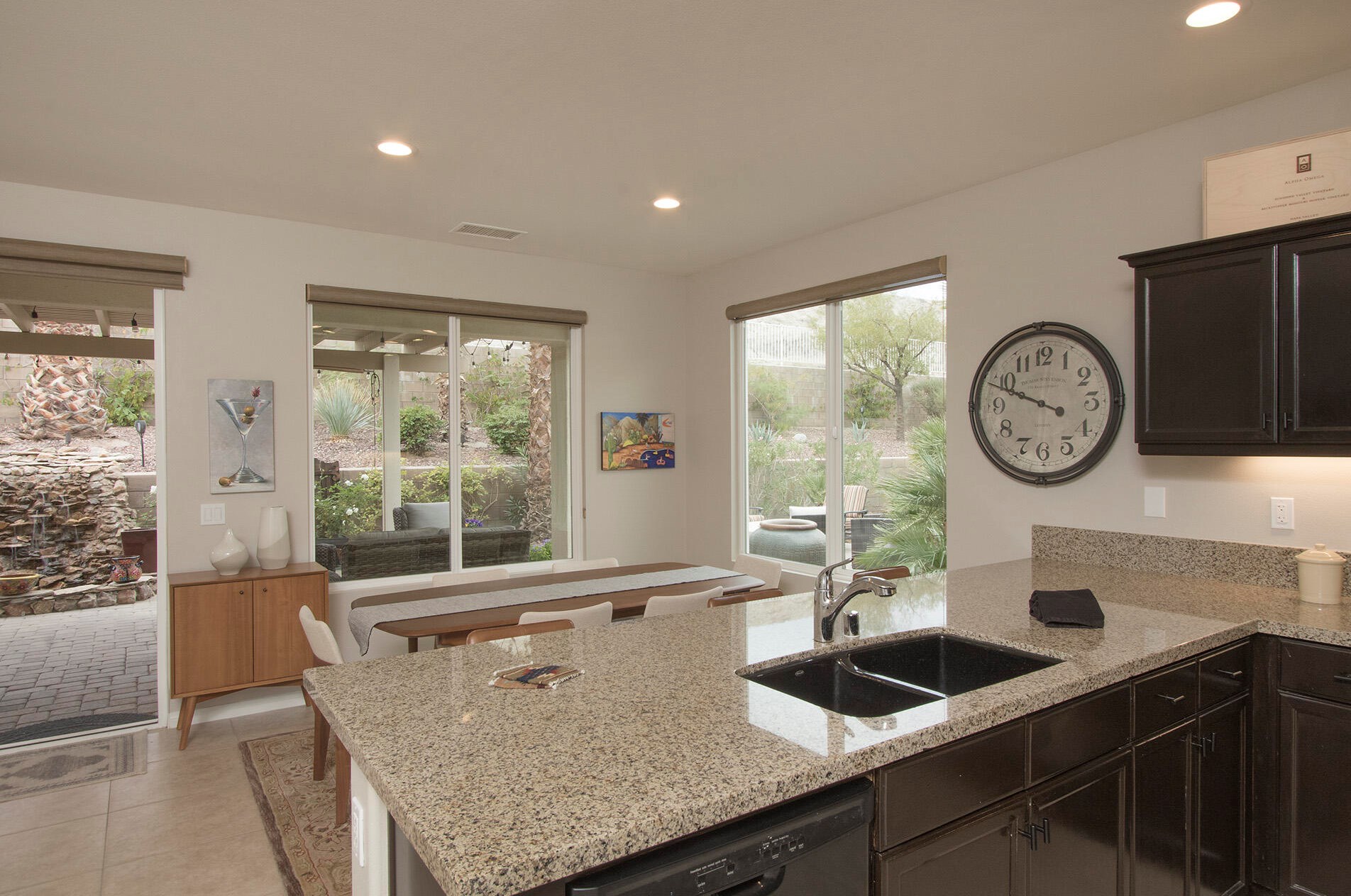 81202 Santa Rosa Ct, La Quinta CA  92253-9338 exterior