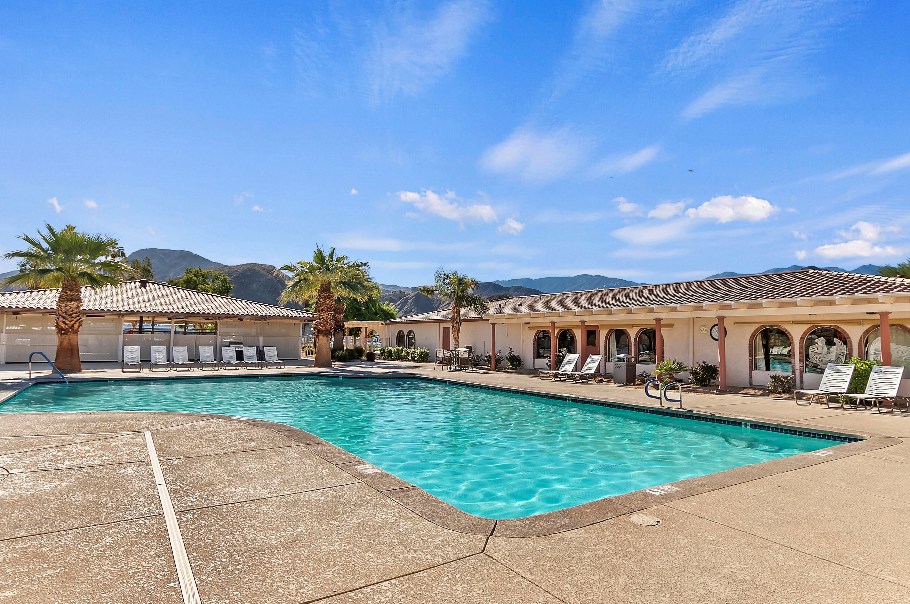 450 Paseo Perdido, Cathedral City CA  92234-1628 exterior