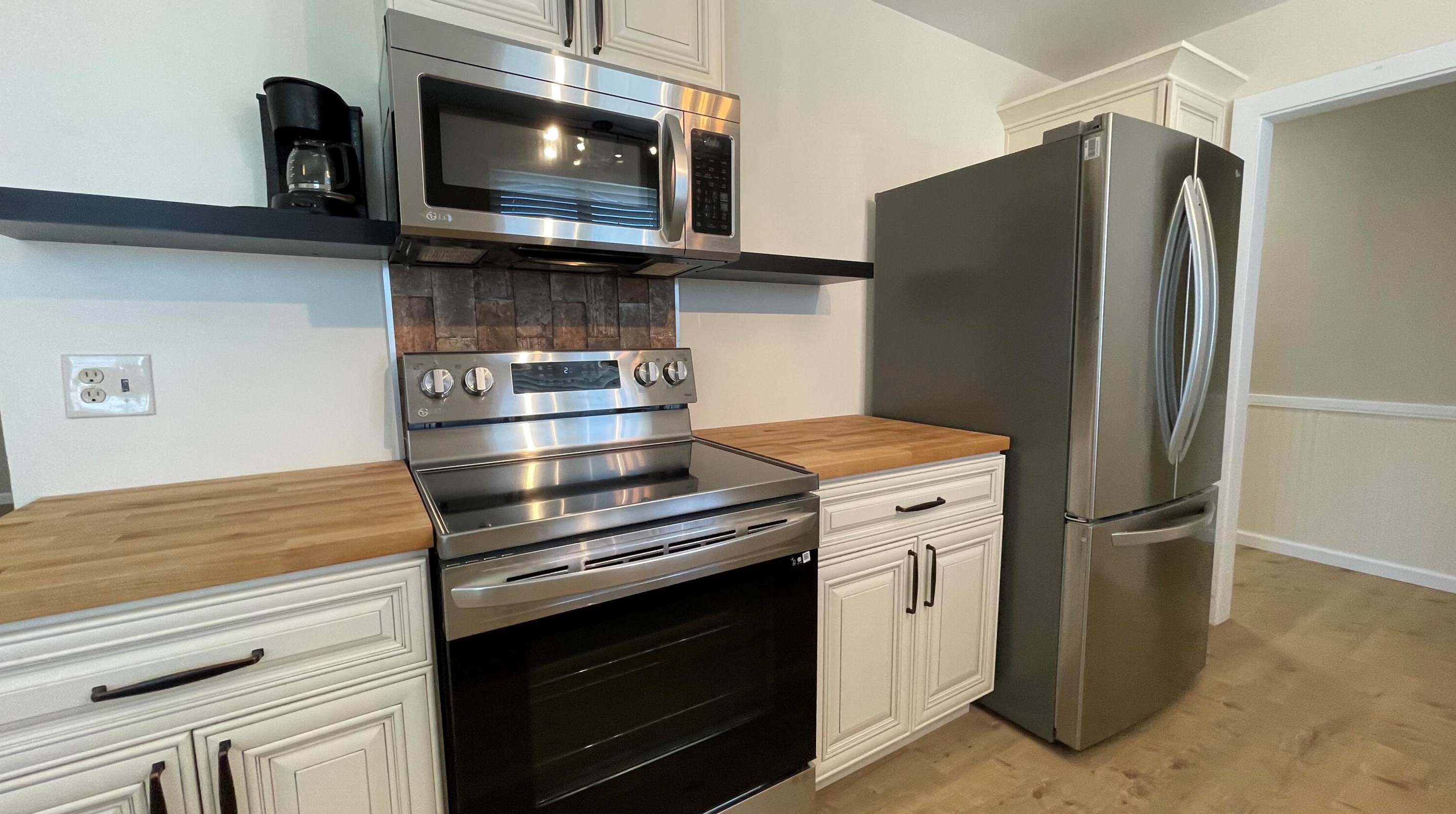 2802 Atlantic Blvd, Thermal CA  92274-6557 exterior