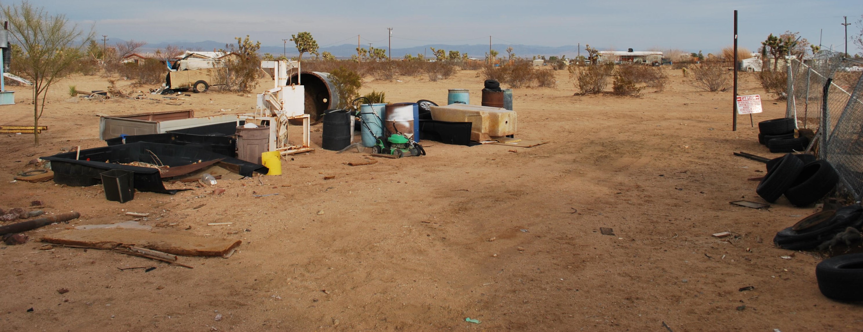 59221 Lutz Ave, Yucca Valley CA 92285-3106 exterior