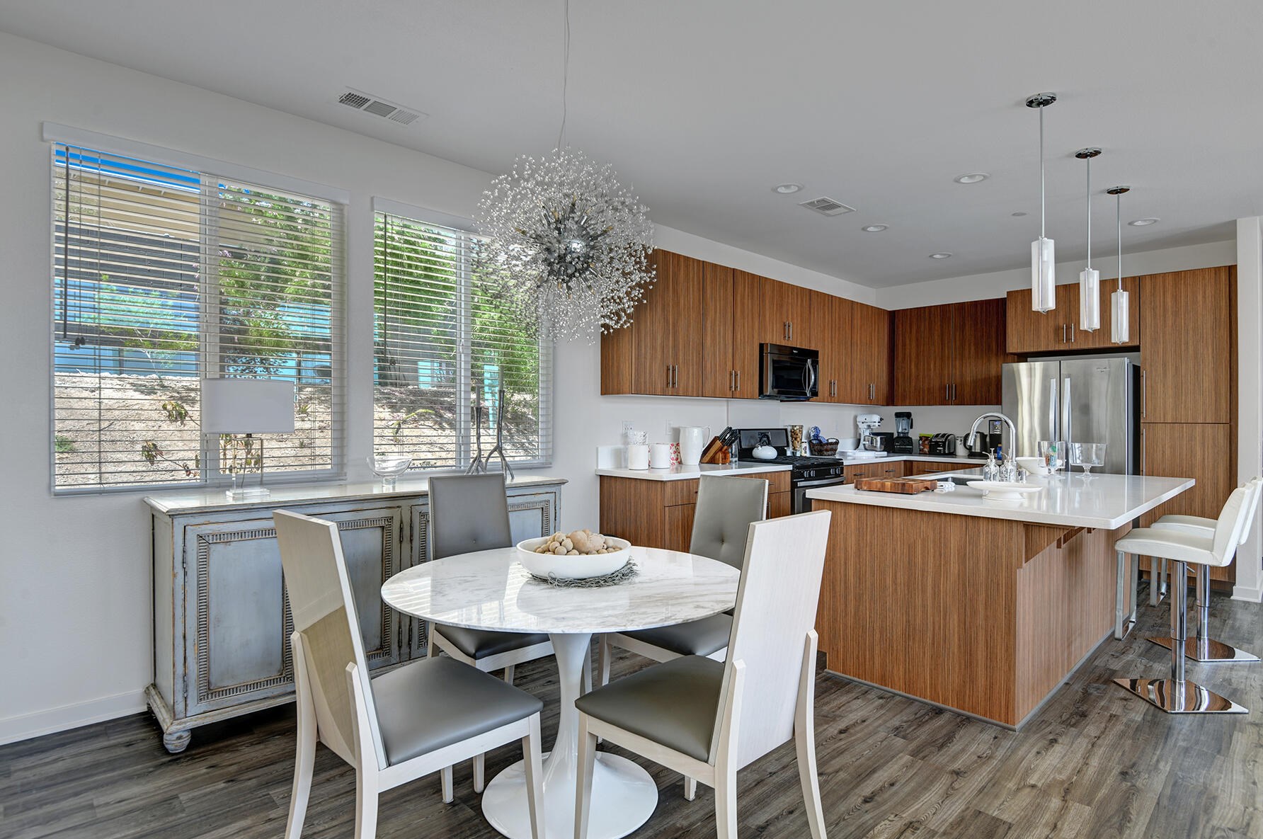 13911 Valley View Ct, Desert Hot Springs CA  92240-6585 exterior