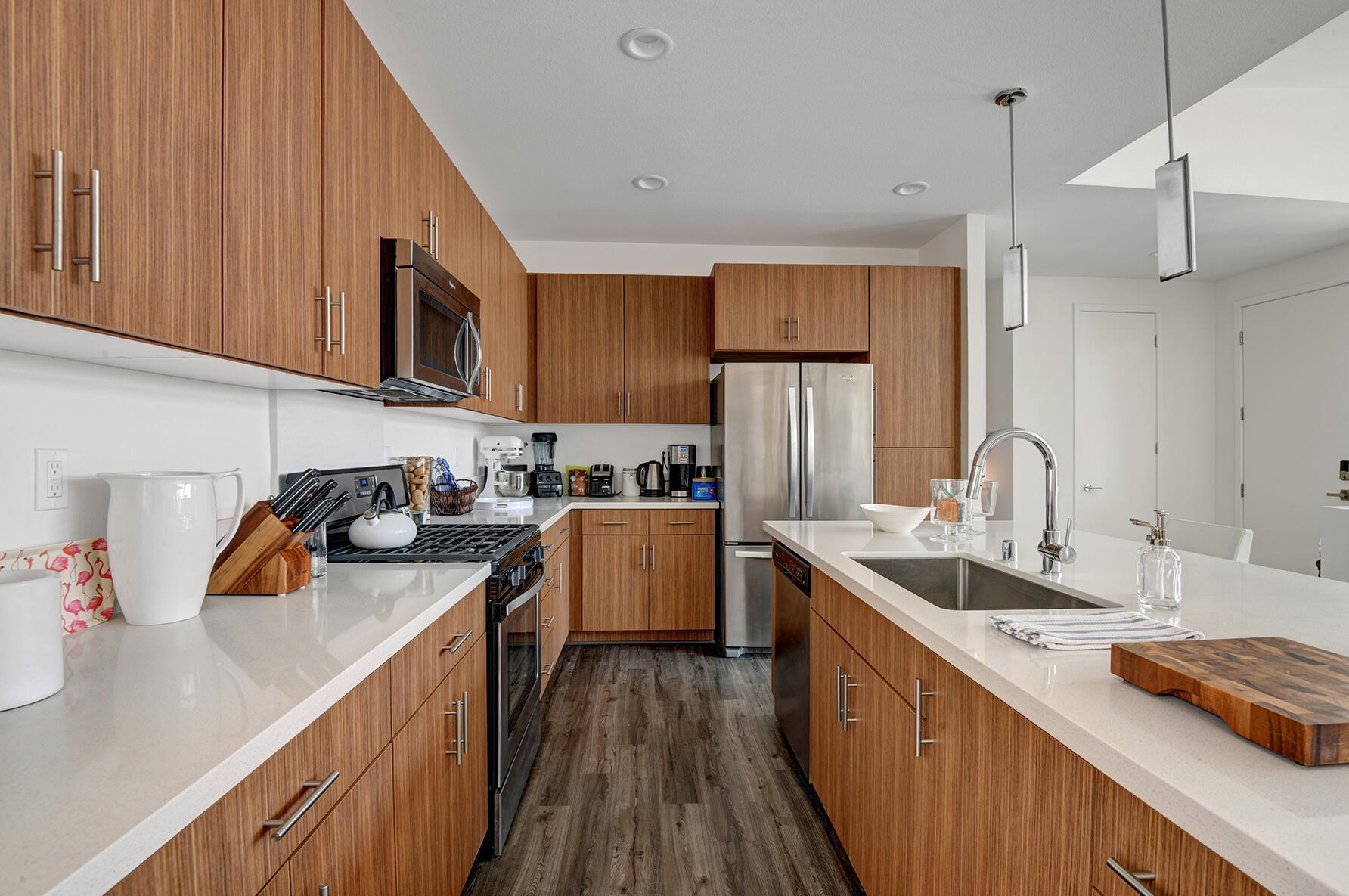 13911 Valley View Ct, Desert Hot Springs CA  92240-6585 exterior