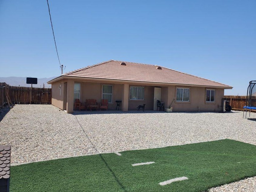 2844 Vista Ave, Thermal CA  92274-8542 exterior