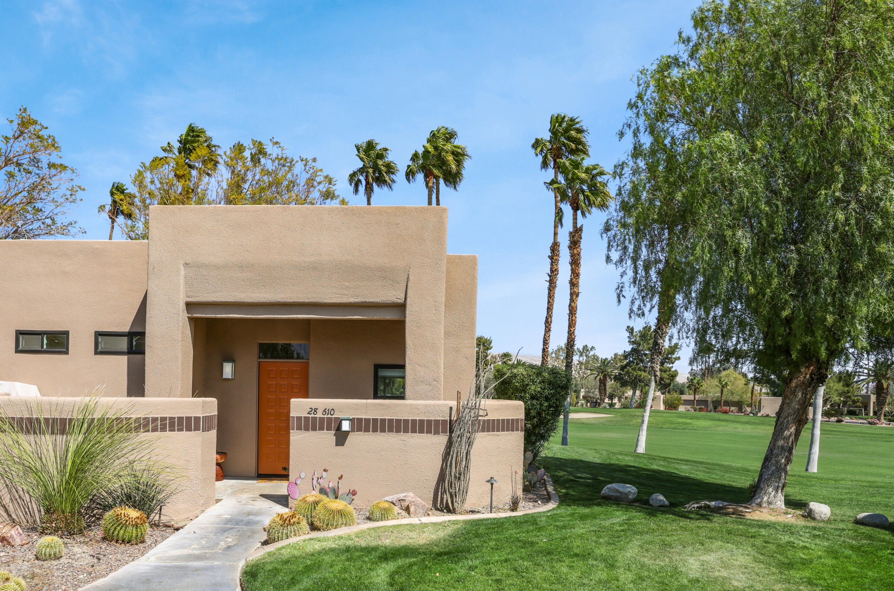 28610 Taos Ct, Cathedral City CA  92234-3574 exterior